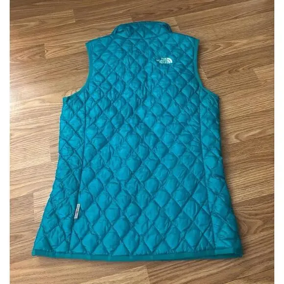 The North Face Puffer Vest Size XS - Picture 9 of 9